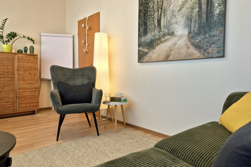Therapieraum für Psychotherapie in Wien 1220 – geschützter Raum für Erwachsene & Jugendliche