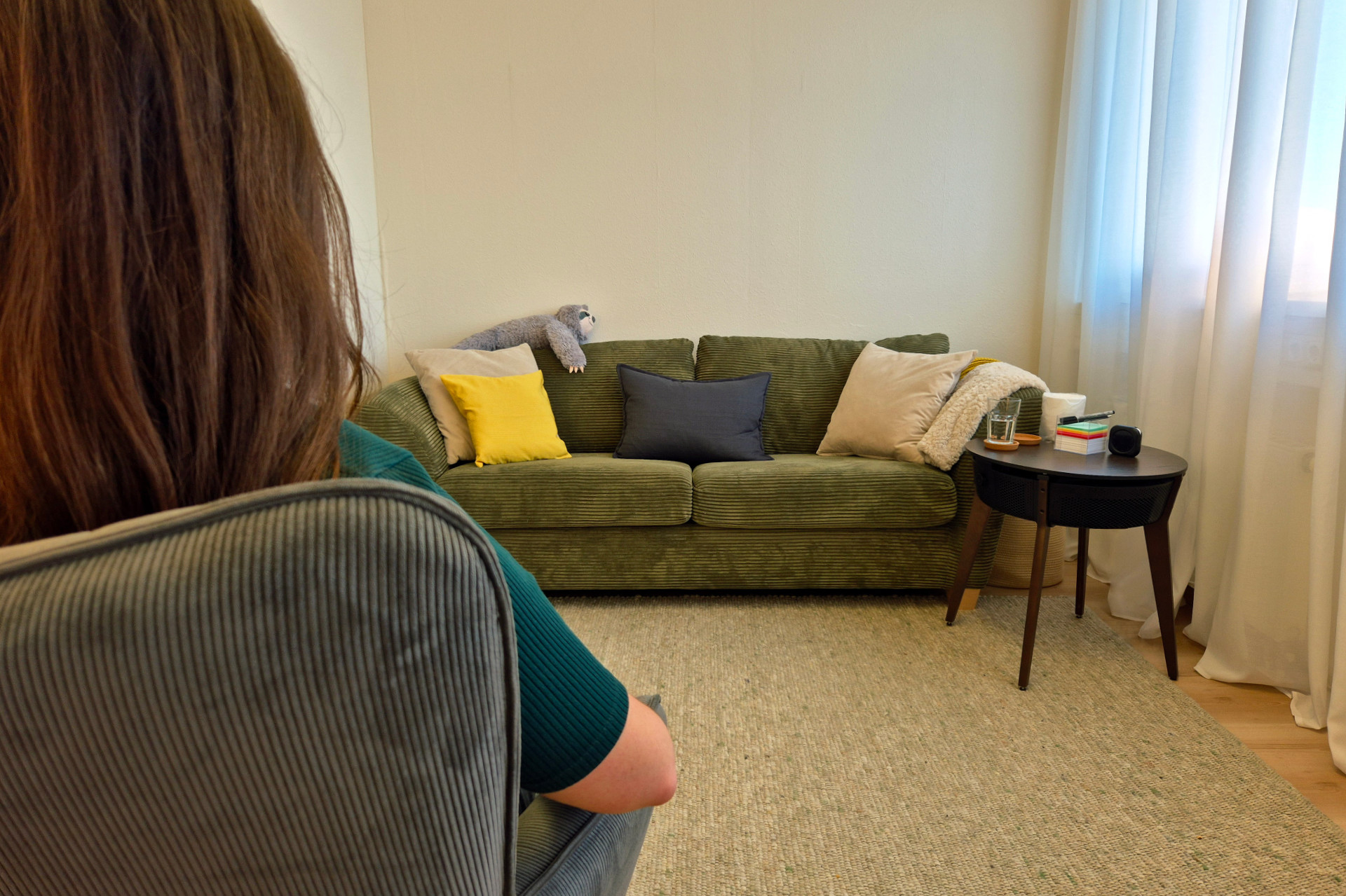 Psychotherapieraum in 1220 Wien mit Couch – Angebot & Preise bei Katja Kvasny